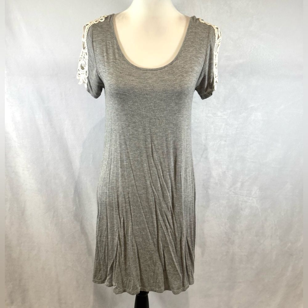 Gray and antique lace jersey shift dress size medium